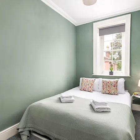 Апартаменты Flat-2bed-free Parking-by Fabaccommodation Бристоль