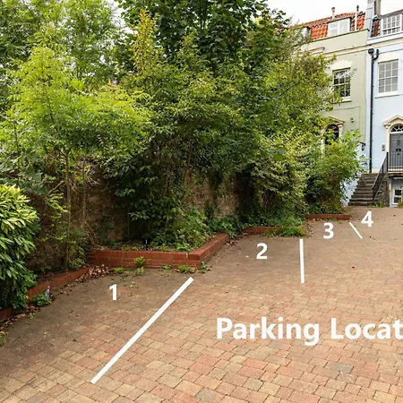 Lejlighed Flat-2bed-free Parking-by Fabaccommodation