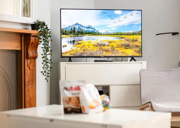 Flat-2bed-free Parking-by Fabaccommodation *